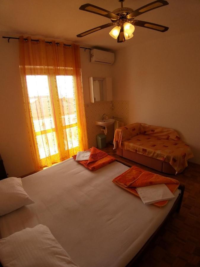 Balen Guest House ราบ ภายนอก รูปภาพ