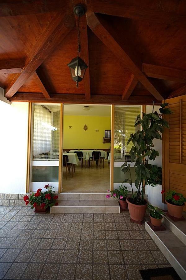 Balen Guest House ราบ ภายนอก รูปภาพ